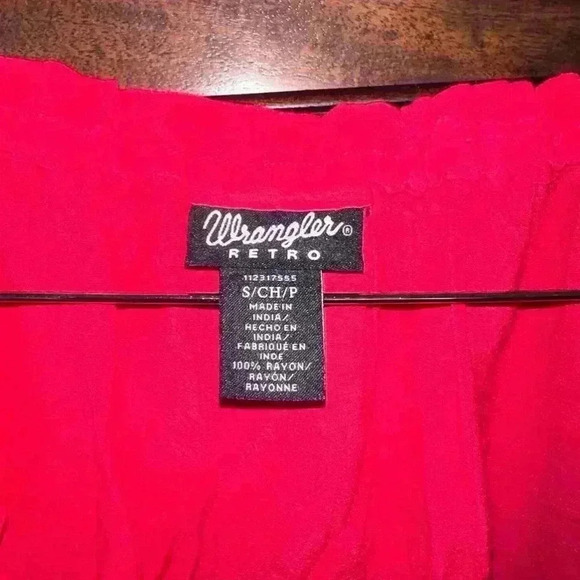 NWT! Wrangler Retro! Bohemian Blouse Top size Small in a beautiful Red design! - Picture 3 of 11